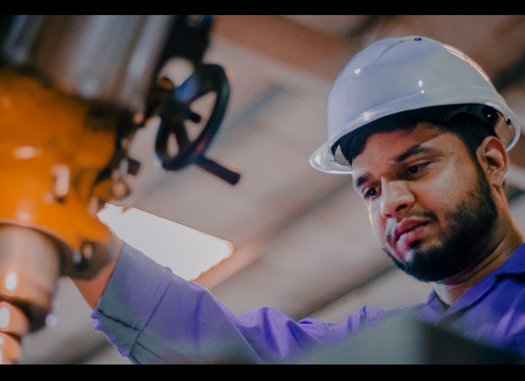 Features Images Four